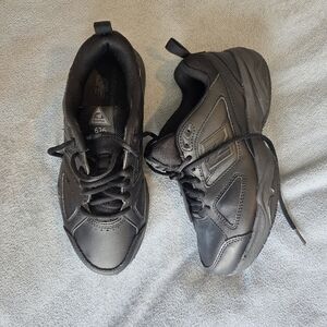 New Balance 626v2 Women’s 7.5 D Wide Black Industrial Slip Resistant Work Shoes